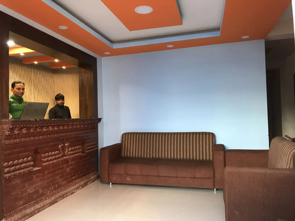 Hotel Rising Home