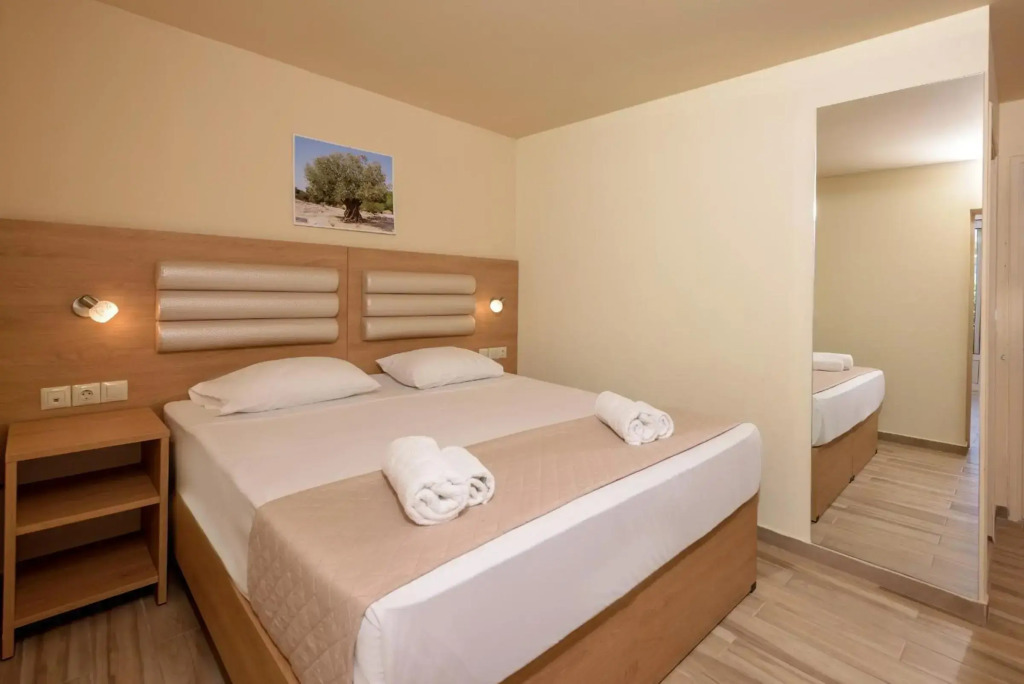 SunBay Hotel