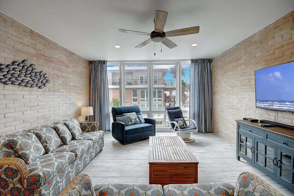 Channelview  217 in Port Aransas
