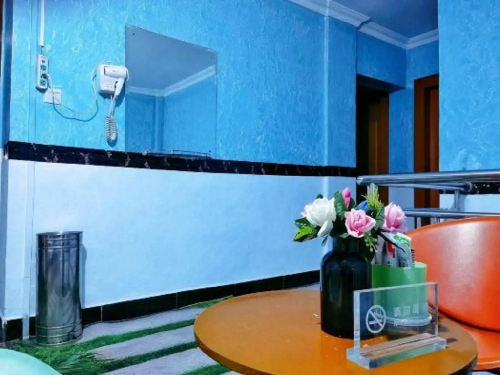 Oucheng Hostel