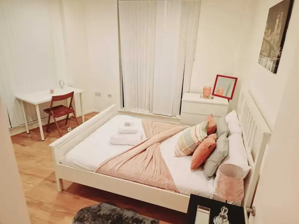Deluxe 2-bed Apartment Near Shoreditch