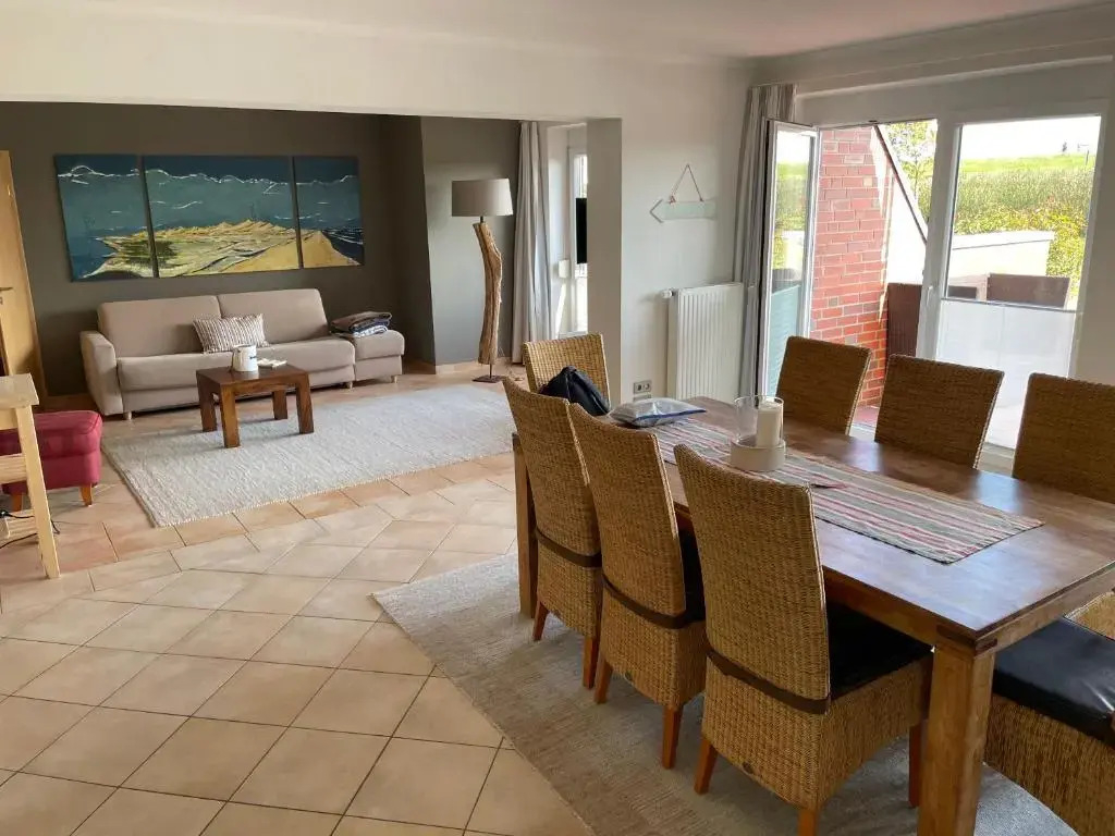 Großzügige Familienwohnung - mit grossen Esszimmer