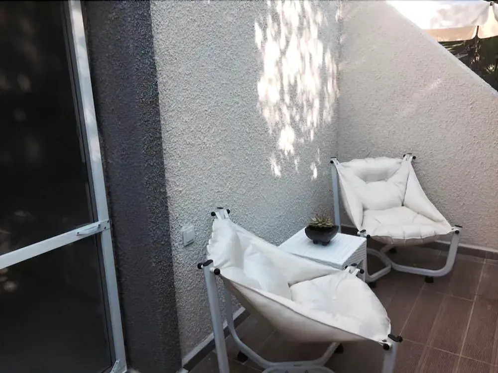 Erythros Boutique Hotel