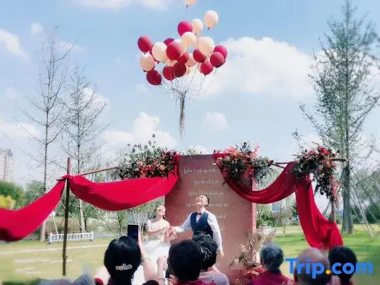 Zhongyu Grand Hotel (Binzhou Zhonghai Scenic Area)