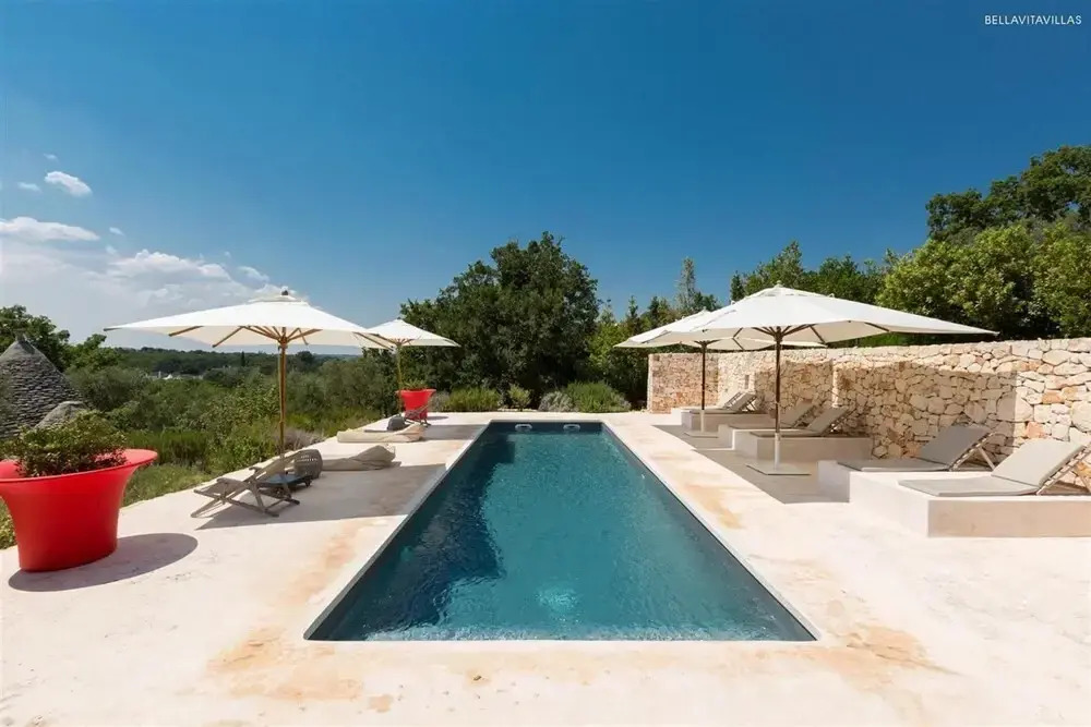 311 Villa con Piscina ad Ostuni