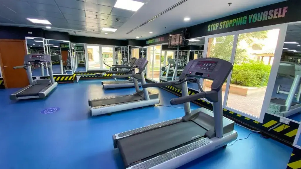 The Pearl Qatar, Luxury 2BR Apartment, Marine View, swimming pool Gym