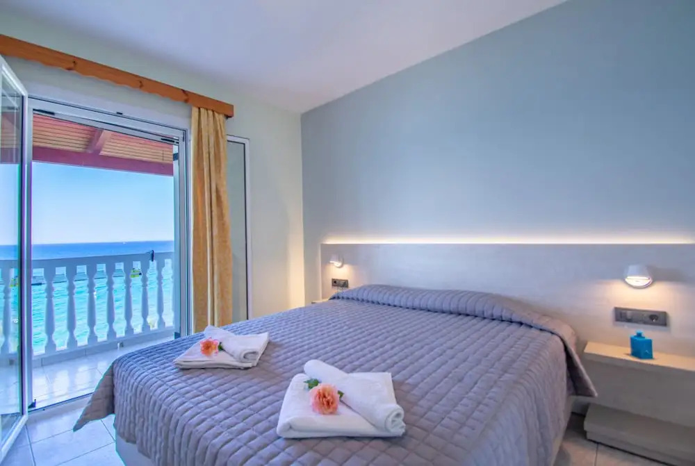 Baywatch Apartments on the Beach by "elite"