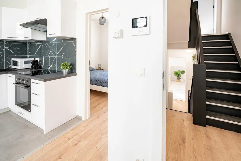 Charming 1-bedroom Apartment in Antwerp