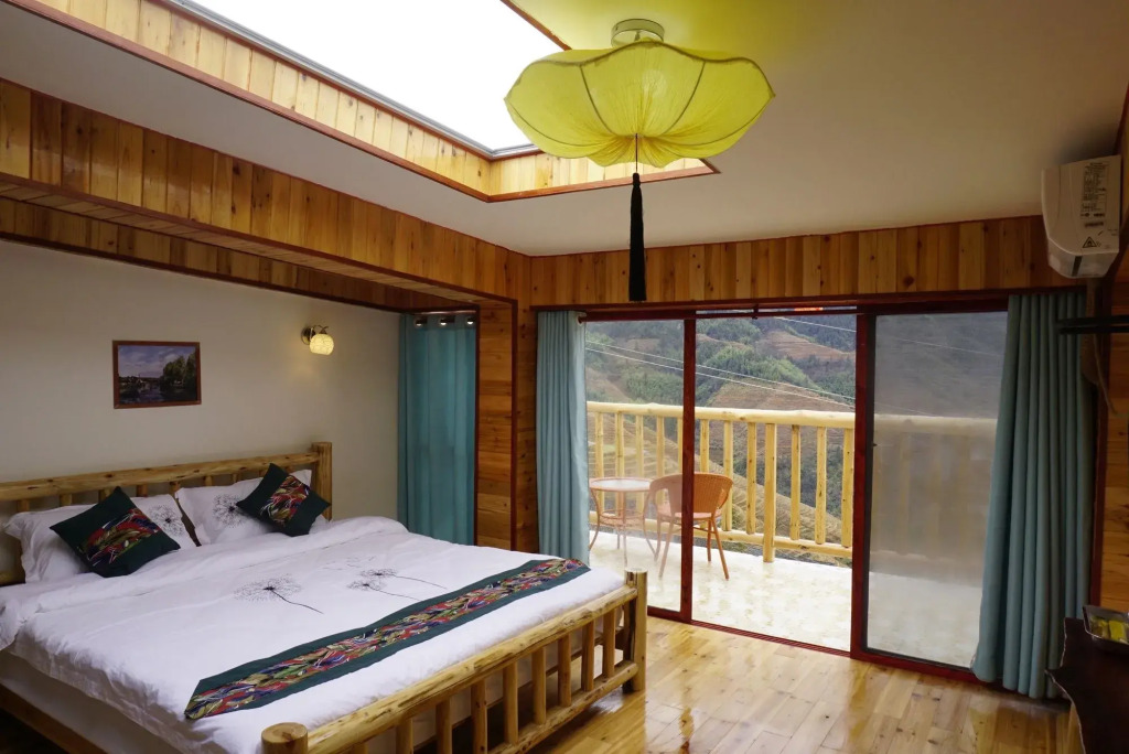 Tianranju Inn Longsheng