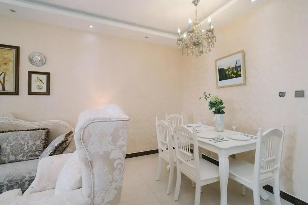 Xi'an Lianhu·North Passenger Station· Locals Apartment 00165010