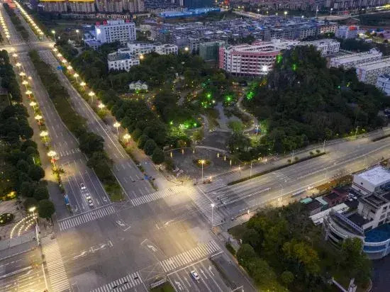 Yeste International Hotel (Chongzuo Youyi Avenue South Railway Station)