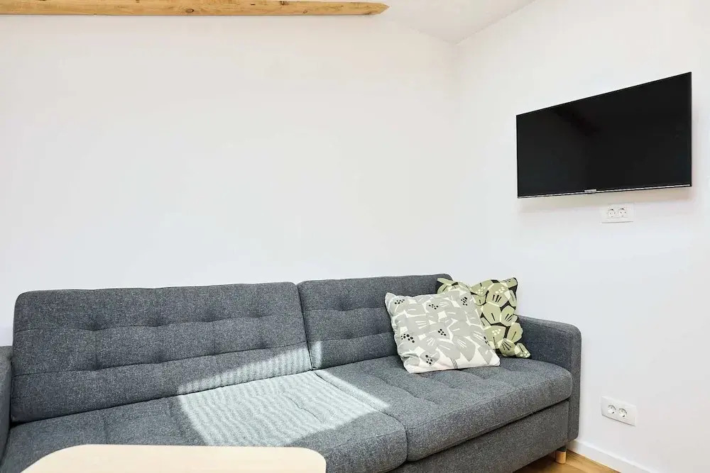 Hedera Estate, Hedera Studio 7