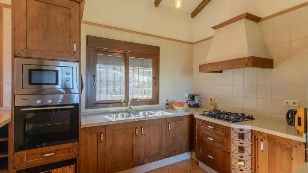 Casa Rural Noa El Gastor by Ruralidays