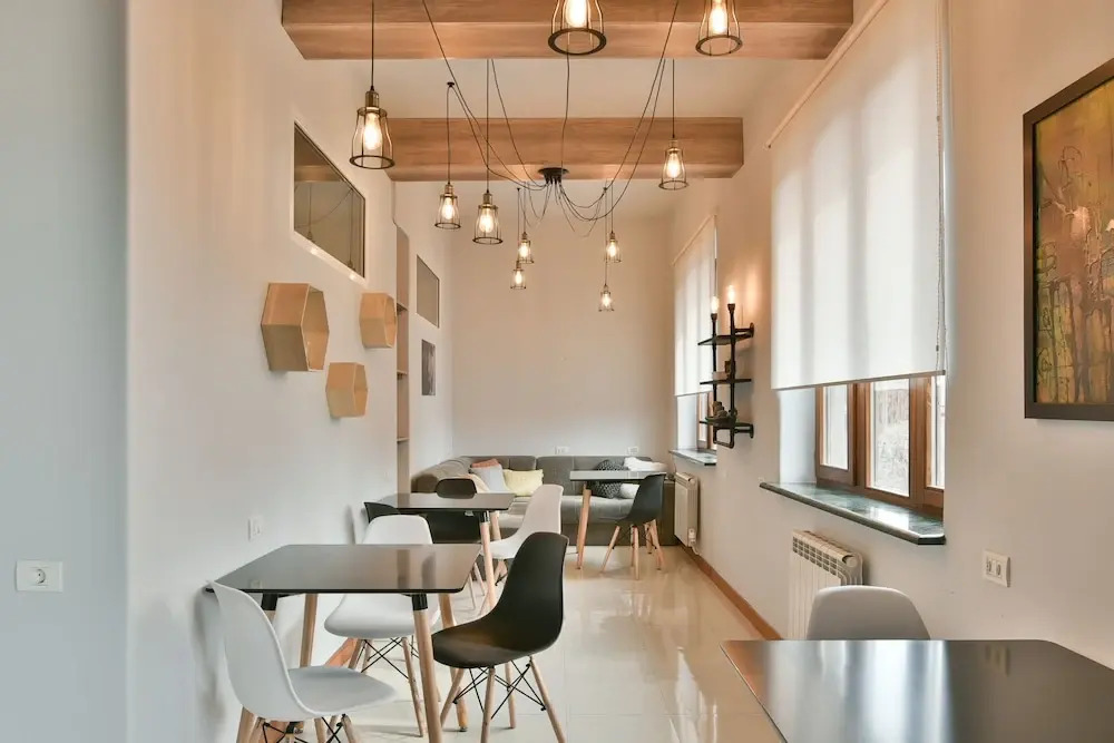 UPstairs Apart - Hostel
