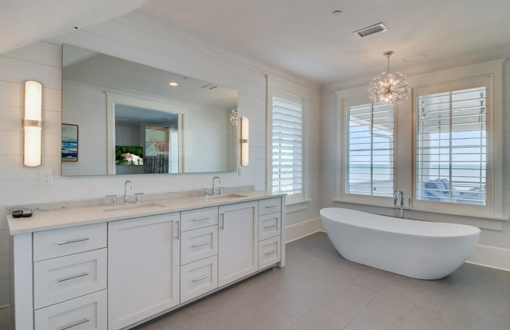710 Ocean Boulevard Avantstay Oceanfront, Private Pool + Rooftop Deck