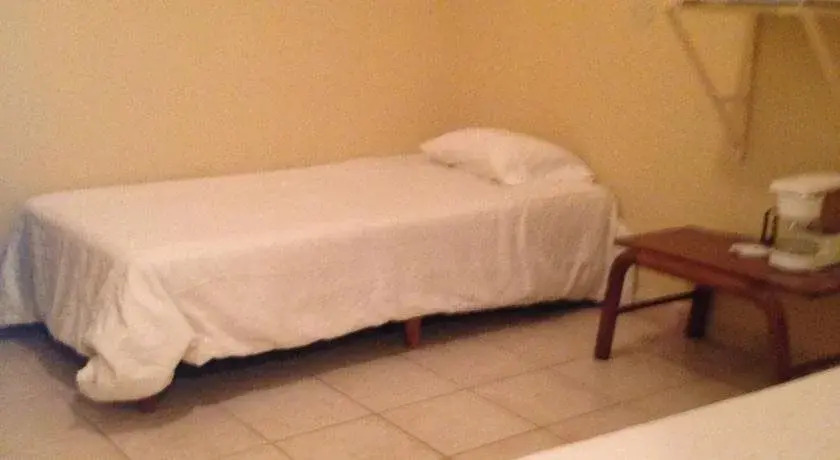 Hotel Flor de Itabo
