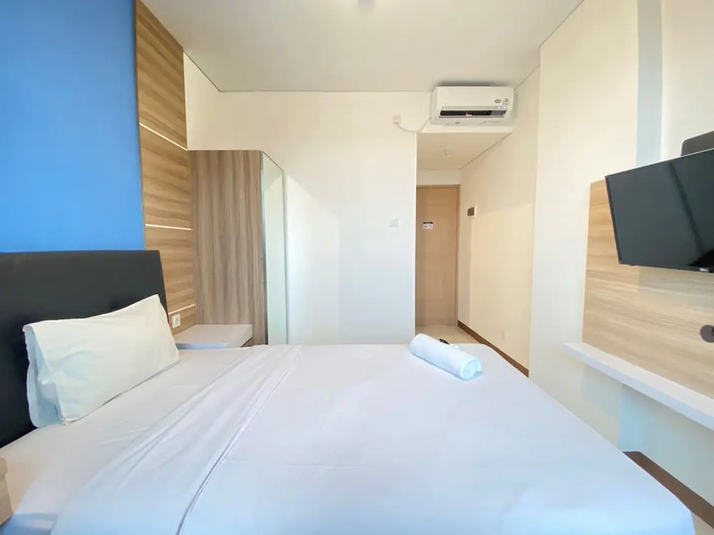 Comfortable Studio Semi Apartment at The Lodge Paskal near BINUS University