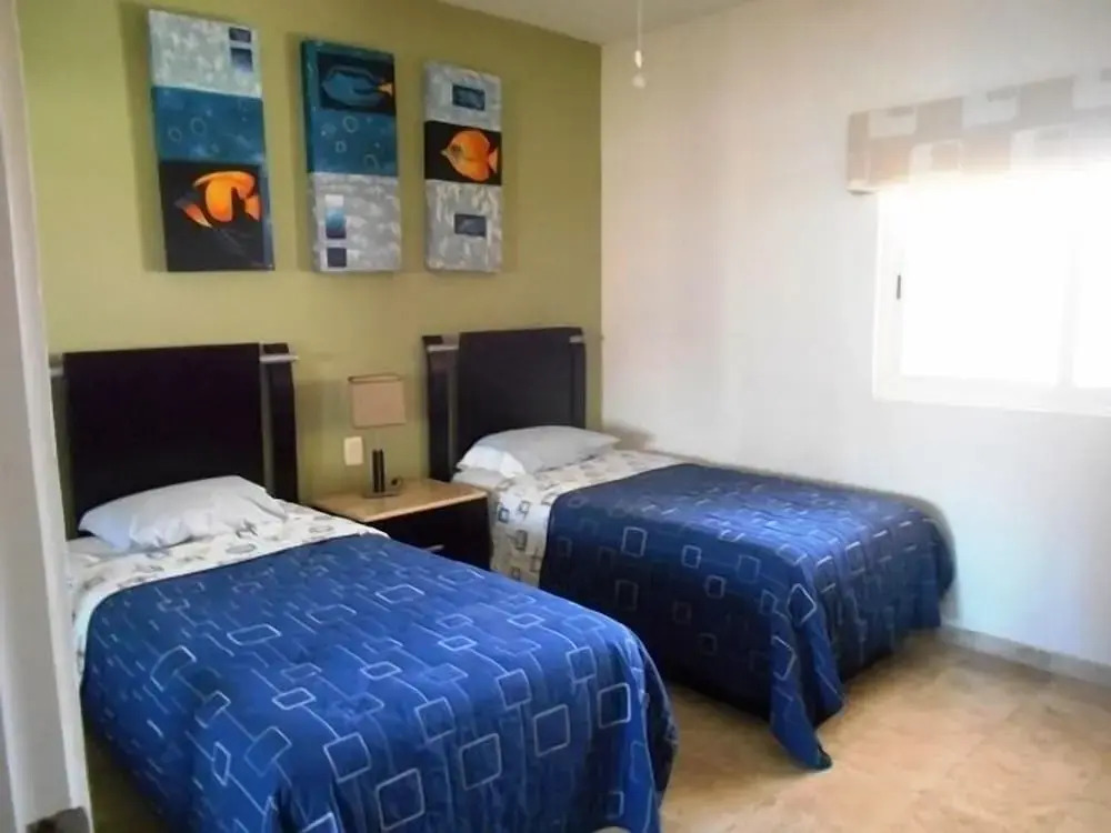 Condo Portofino Carbajal