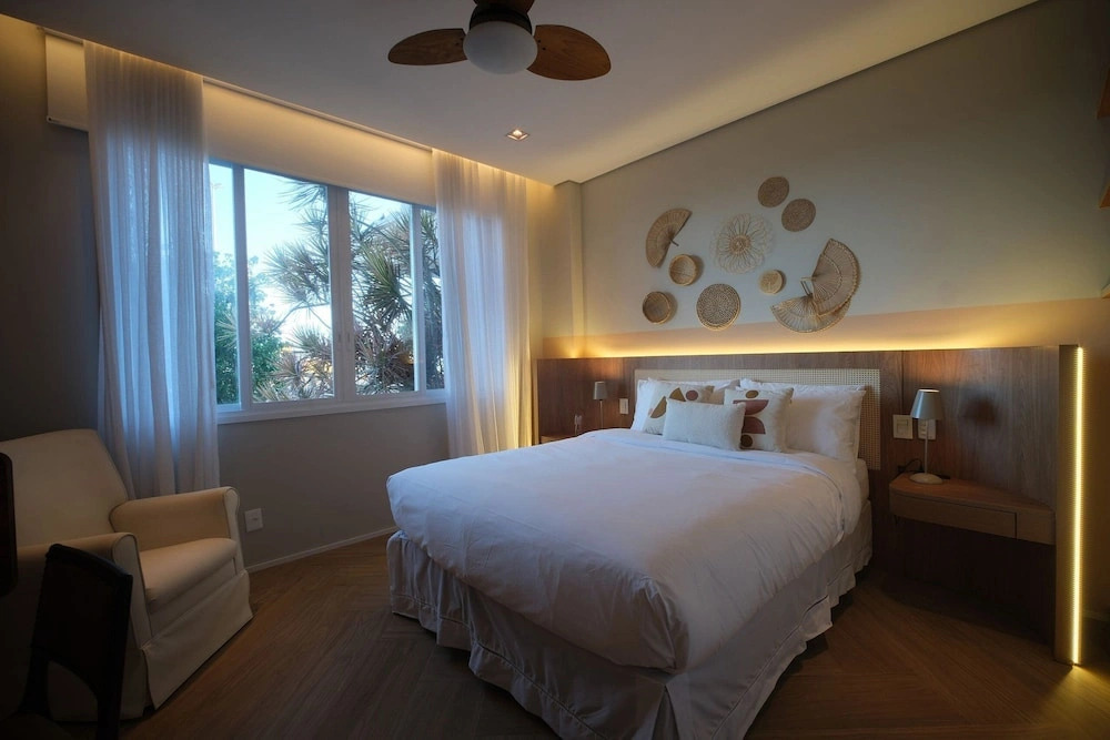 Av. Atlantica 5 Suites, Ocean View, Renovated