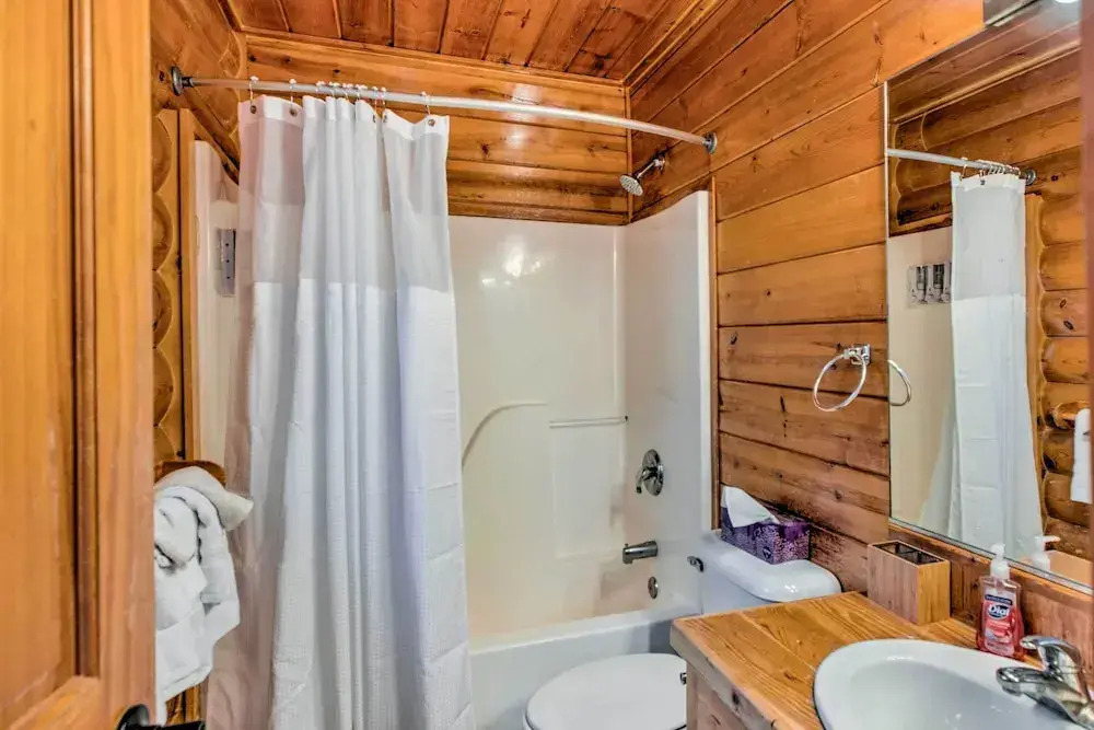 3 Blks to Ski Lift: Angel Fire Cabin on Bus Rt