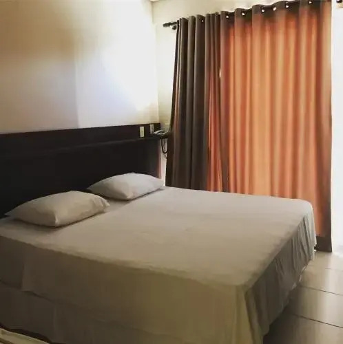 Tropical Palace Hotel