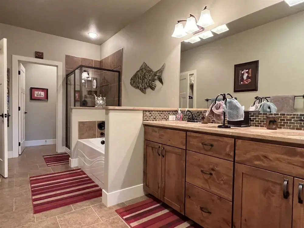 Ol239 Meadow Lake Country Escape