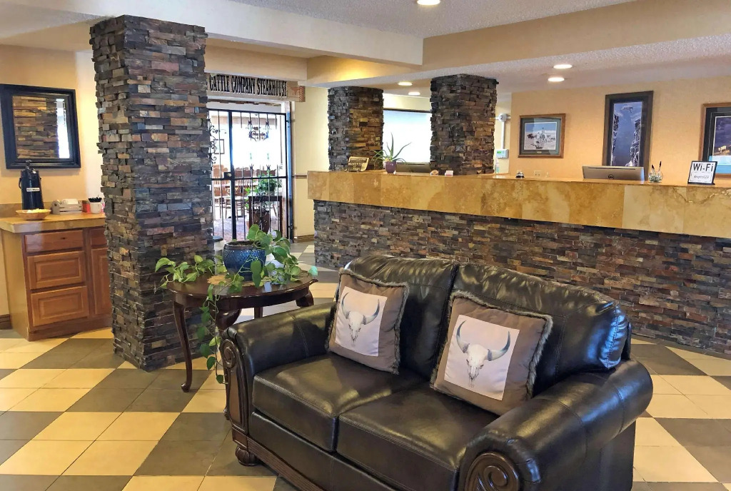Affordable Inns Evanston