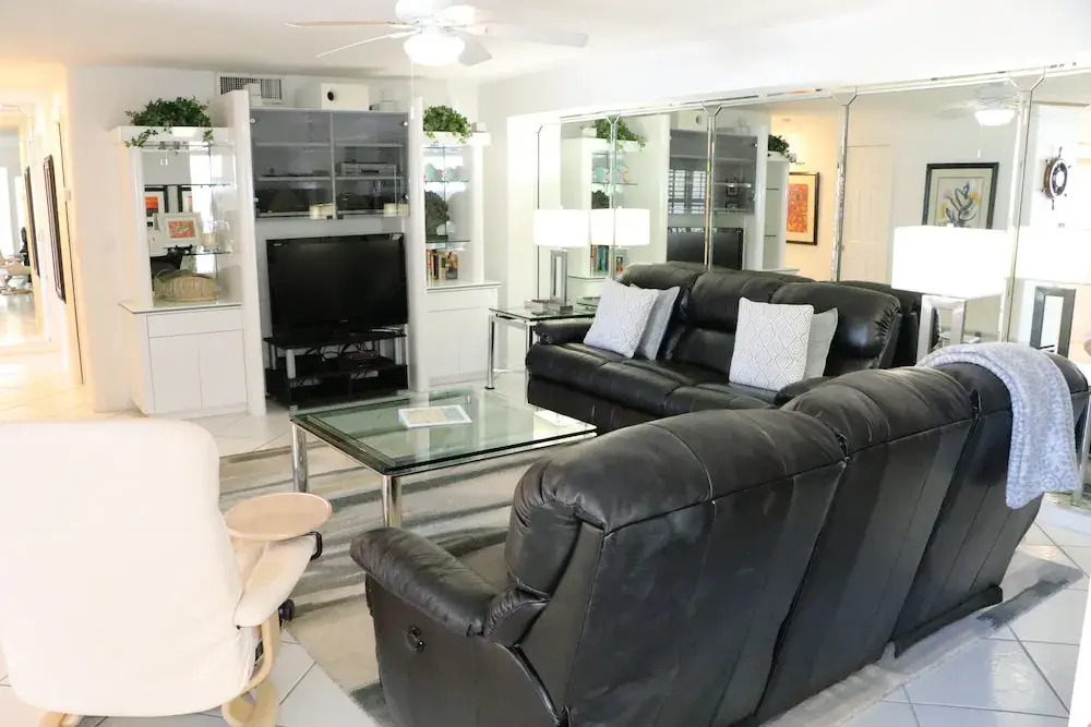 Jamaica Royale 406 - 2 Br Condo