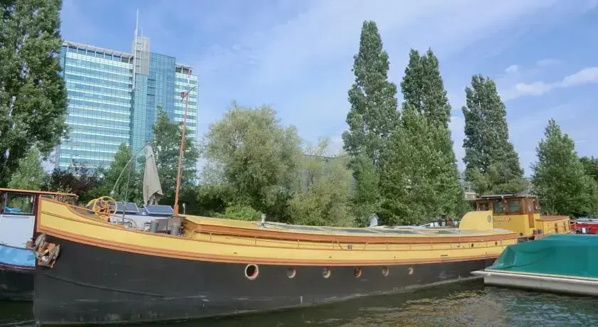 Houseboat Alternatief