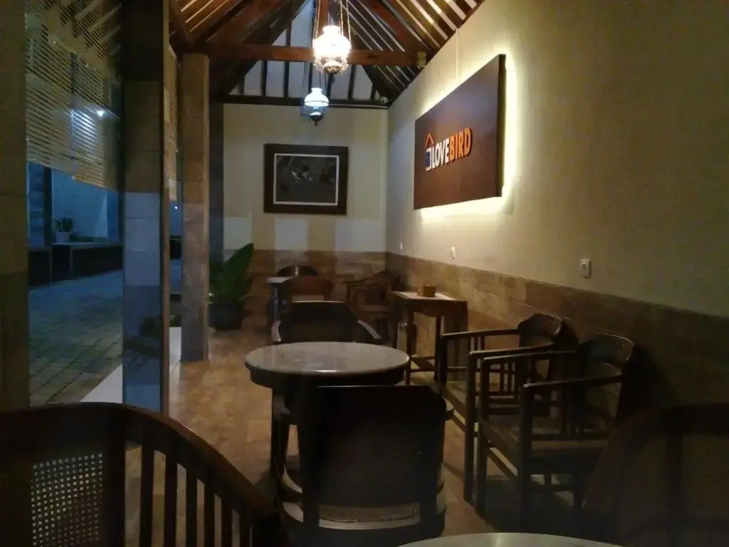 Wisma Lovebird