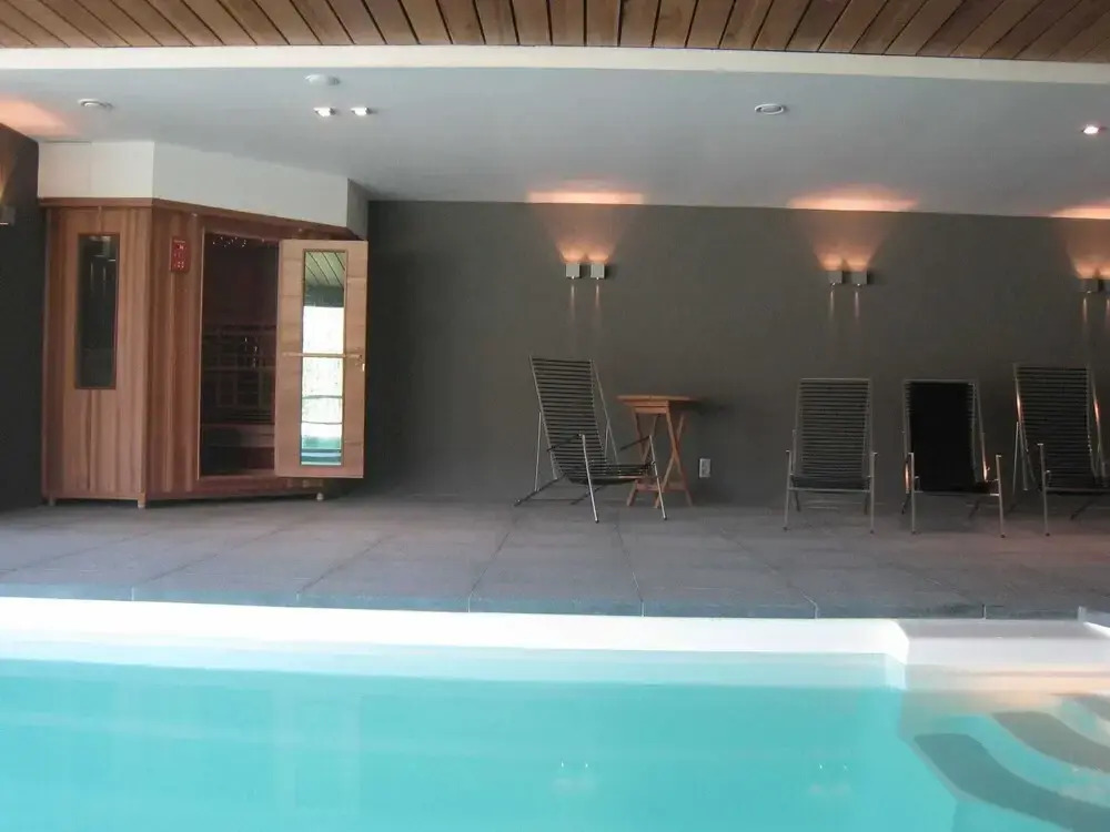 beautifull renovated farmhouse with traditional elements and a big garden