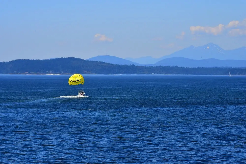Emerald City Waterfront Retreat - Two Bedroom Condo