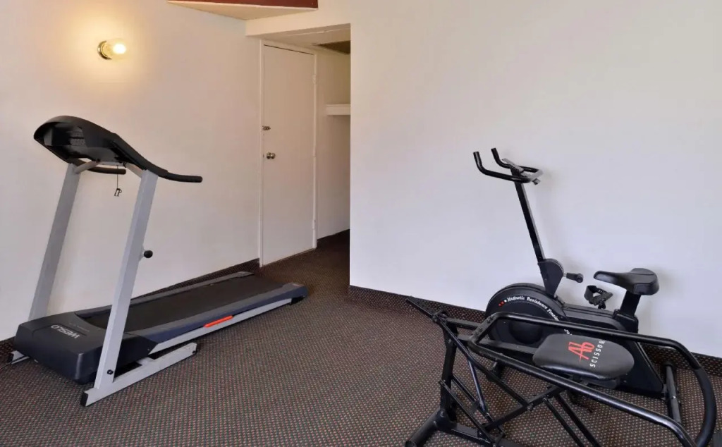 Castle Inn & Suites By OYO Chickasha