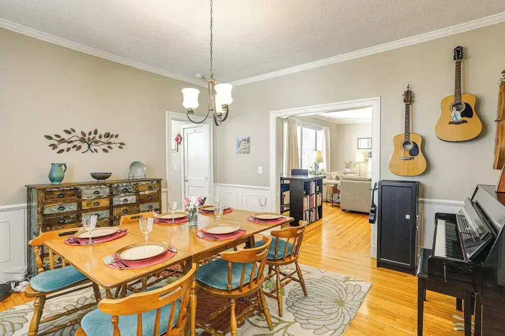 1 Mi to Ole Miss: Family-friendly Home!