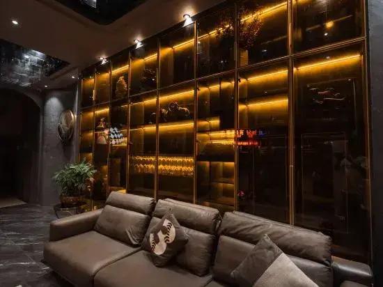 IU Hotel