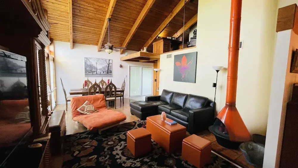 Treehouse Apartment Rentals