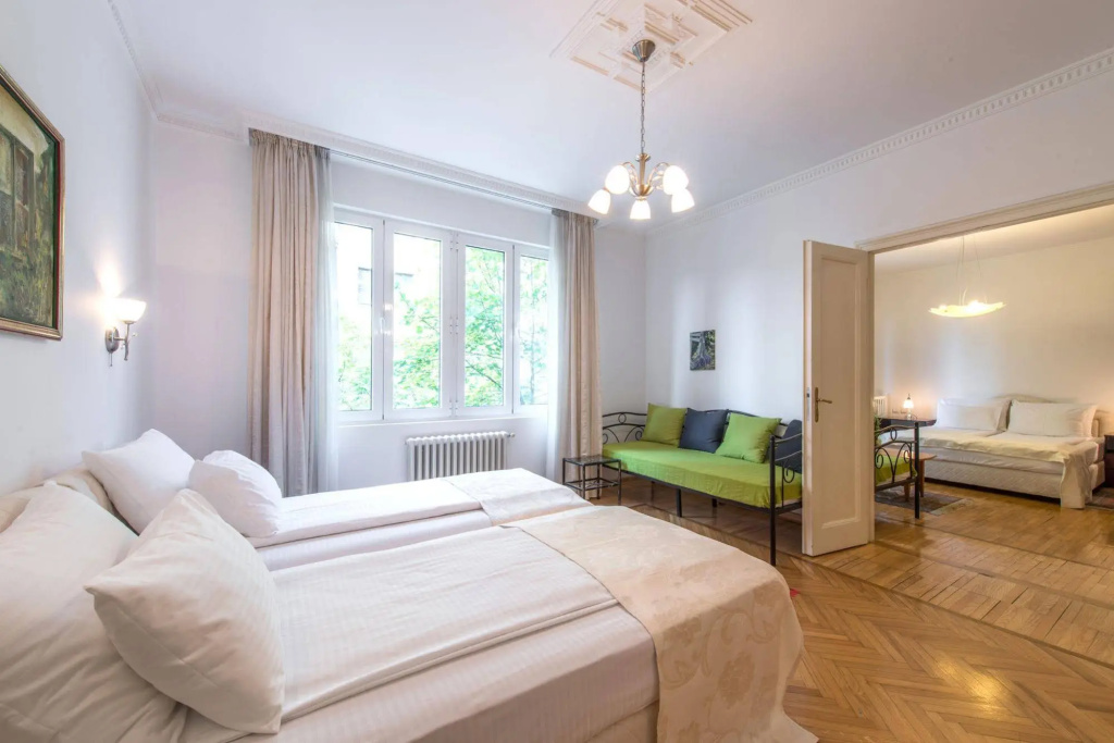 Central Belgrade Apartment 2