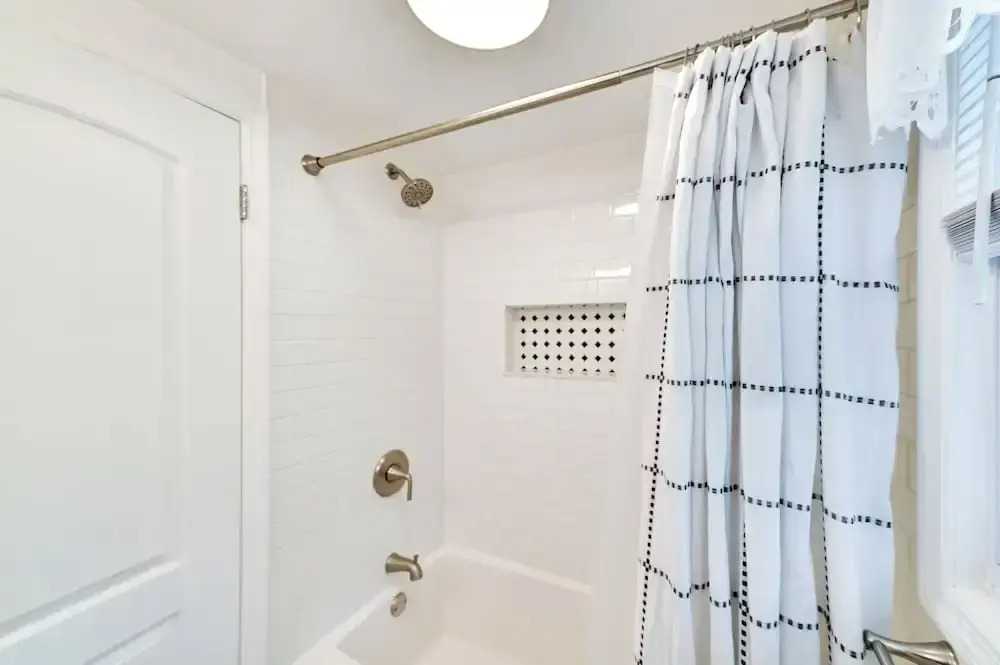 Charming East Durham Home - 2 Mi to Water Park