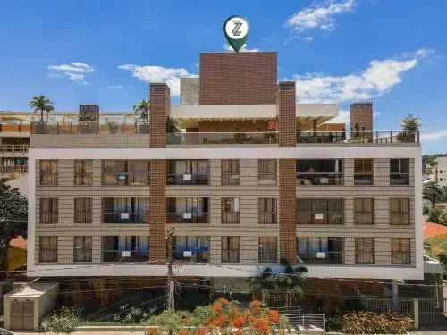 Ed. Porto Madero. Apartamento alto padrão próximo a Praia de Bombinhas!