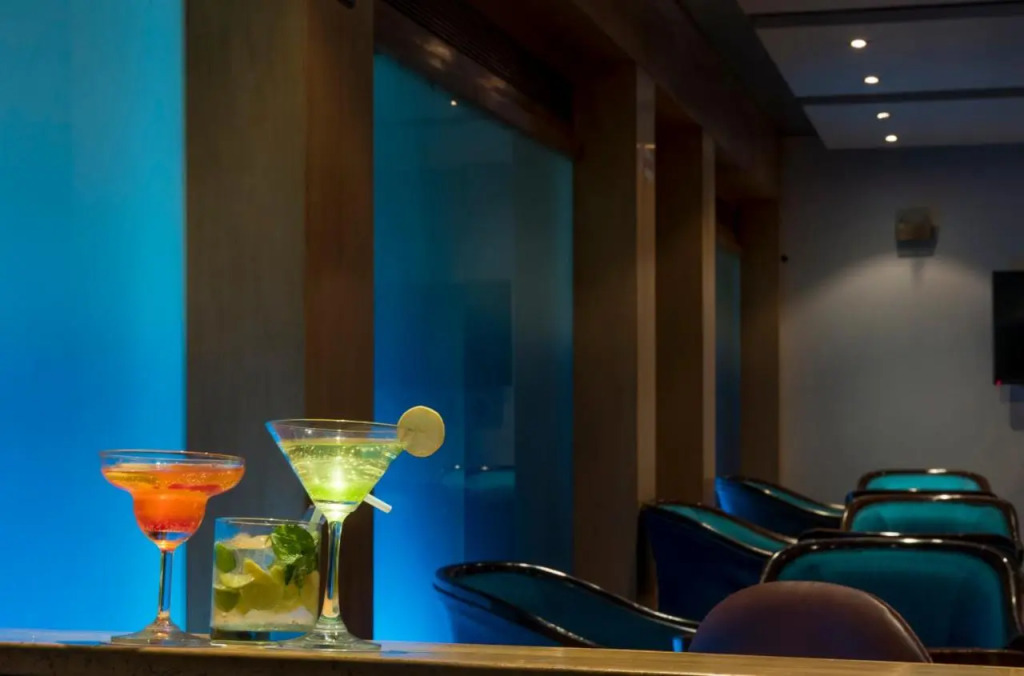 Hotel Parle International