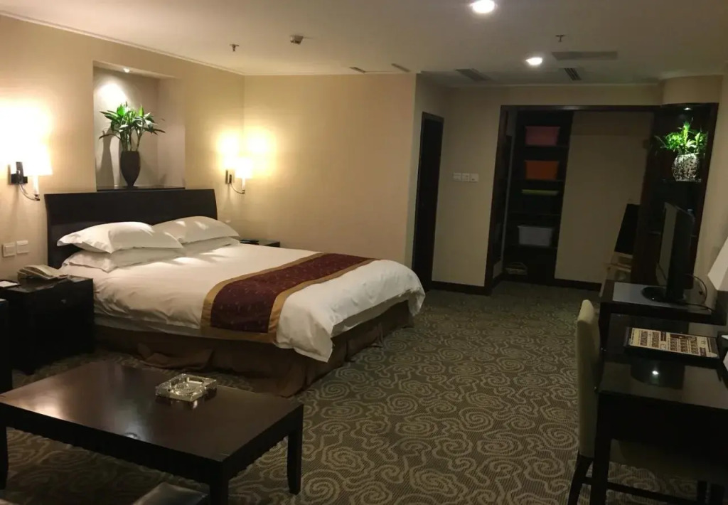 Tiansheng Hotel