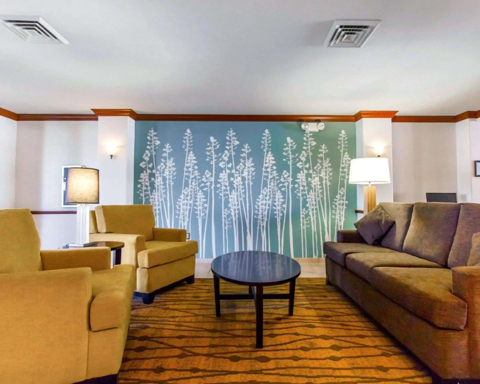 Sleep Inn & Suites Evansville - Casper