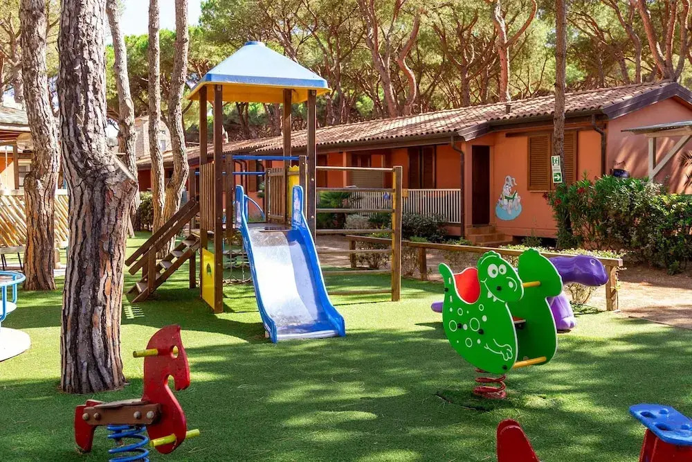 Residence with swimming pool in Albinia just 150 mt from the beach