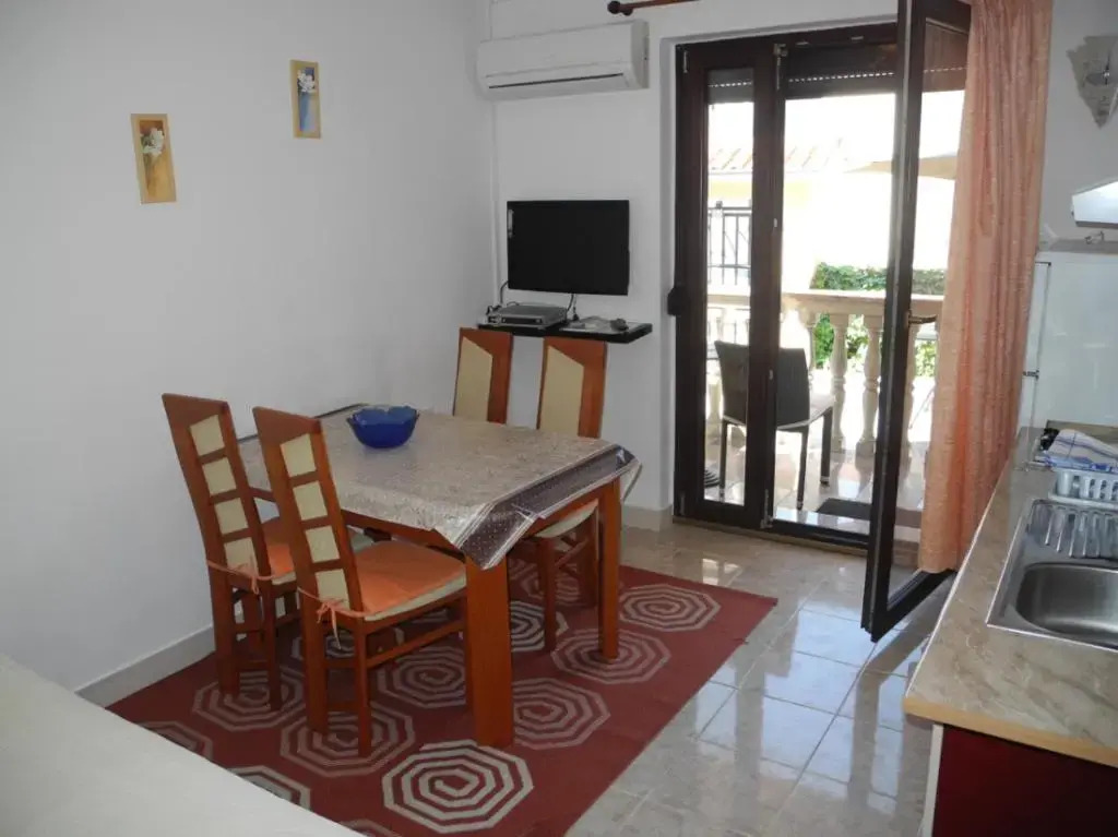 Apartment Elma 21 pax groundfloor