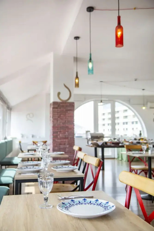 City Plaza Hotel