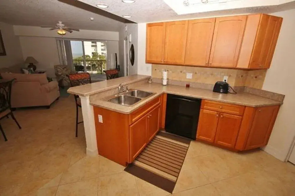 Oceanwalk 12-406 Apartment 2