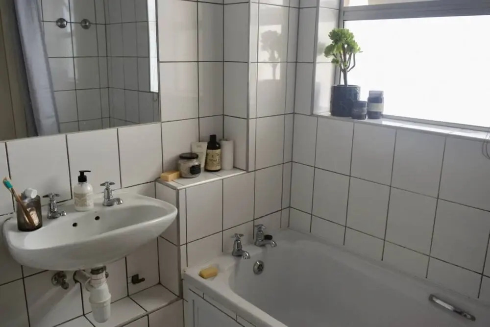 2 Bedroom in Sea Point With Huge Balcony