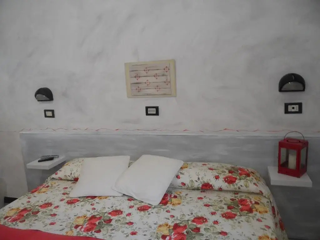LAntico Borgo Elena Noli