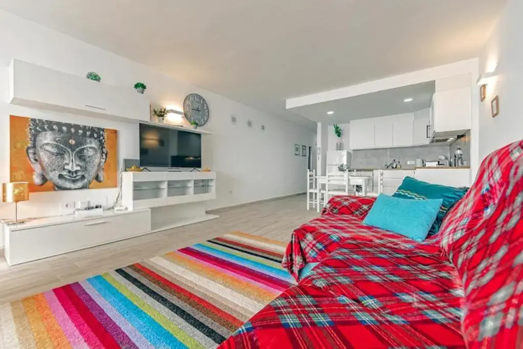Ocean View Suite with Pool, 2 min beach