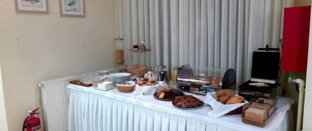 Alex Hotel